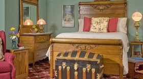 The Carriage House Inn Bed & Breakfast