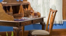 The Carriage House Inn Bed & Breakfast