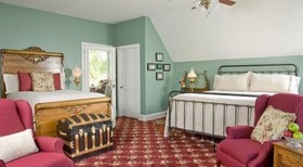 The Carriage House Inn Bed & Breakfast