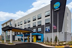 Tru by Hilton Manassa