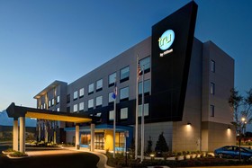 Tru by Hilton Manassa