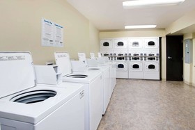 WoodSpring Suites Manassas