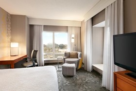 Courtyard by Marriott Tysons Mclean