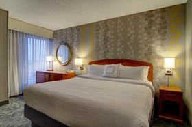 Courtyard by Marriott Tysons Mclean
