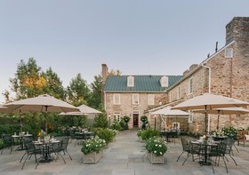 The Red Fox Inn & Tavern