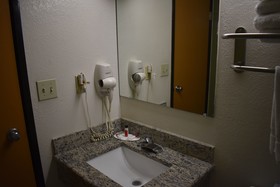 Super 8 by Wyndham Newport News/Jefferson Ave.