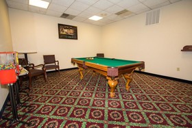 Red Roof Inn & Suites Newport News
