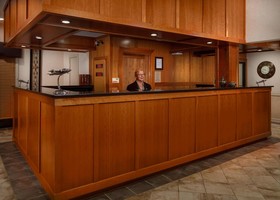 Red Roof Inn & Suites Newport News