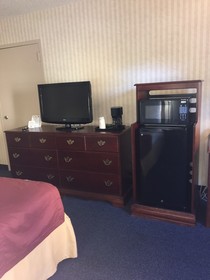 Red Roof Inn & Suites Newport News