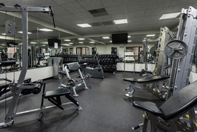 Red Roof Inn & Suites Newport News