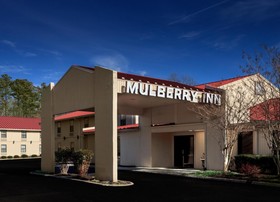 Red Roof Inn & Suites Newport News
