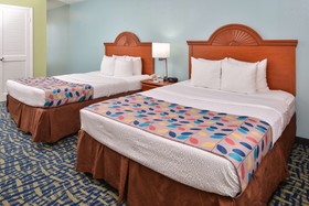 Best Western Plus Holiday Sands Inn & Suites