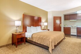 Quality Inn & Suites Olde Town