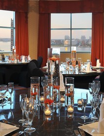 Renaissance Portsmouth-Norfolk Waterfront Hotel