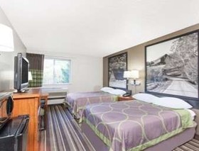 Super 8 by Wyndham Richlands/Claypool Hill Area