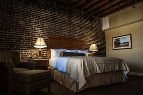 Jackson Park Inn