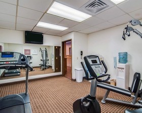 Comfort Inn & Suites Raphine - Lexington Near I-81 And I-64