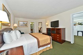Best Western Plus Governor's Inn