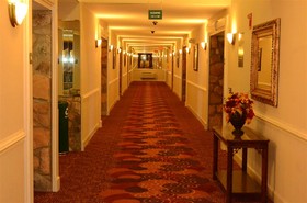 Best Western Plus Governor's Inn