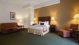 Best Western Plus Governor's Inn