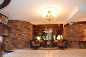 Best Western Plus Governor's Inn