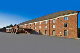Best Western Plus Governor's Inn