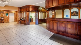 Best Western Plus Governor's Inn