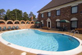Best Western Plus Governor's Inn
