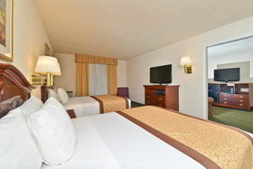 Best Western Plus Governor's Inn