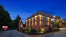 Best Western Plus Governor's Inn