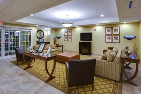 Candlewood Suites Richmond Airport