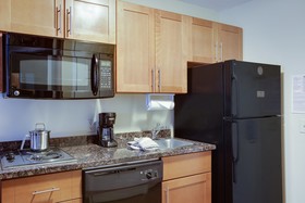 Candlewood Suites Richmond Airport