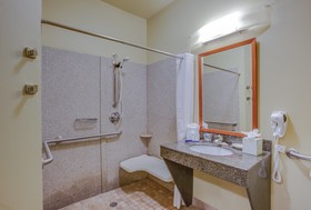 Candlewood Suites Richmond Airport