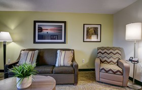 Candlewood Suites Richmond - West Broad
