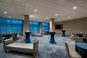 Delta Hotels Richmond Downtown