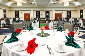 DoubleTree by Hilton Hotel Richmond - Midlothian