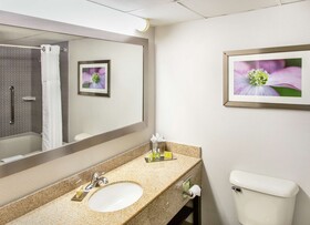 DoubleTree by Hilton Hotel Richmond - Midlothian