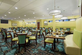 DoubleTree by Hilton Hotel Richmond - Midlothian