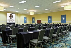DoubleTree by Hilton Hotel Richmond - Midlothian