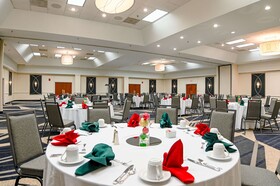 DoubleTree by Hilton Hotel Richmond - Midlothian