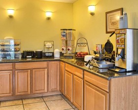 Econo Lodge Richmond West Broad
