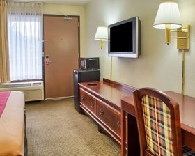 Econo Lodge Richmond West Broad