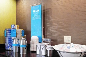 Hampton Inn and Suites Richmond/Glenside
