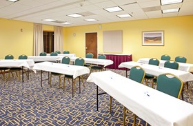Holiday Inn Express Richmond Airport