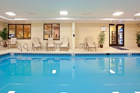Holiday Inn Express Richmond Airport