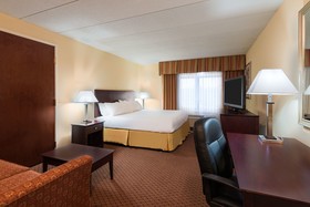 Holiday Inn Express Richmond Airport