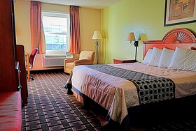 Knights Inn Richmond at W Broad Saint