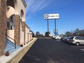 Knights Inn Richmond at W Broad Saint