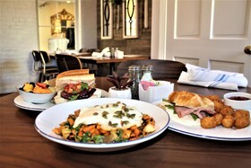 Linden Row Inn