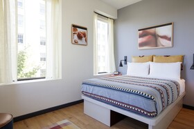 Moxy Richmond Downtown
